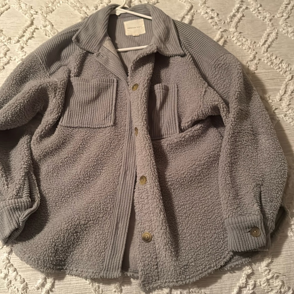 American Eagle button down Fleece
